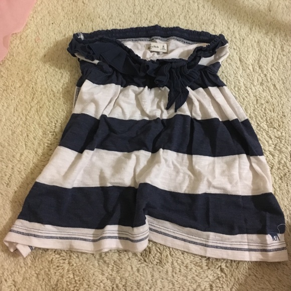 Strapless A&F top