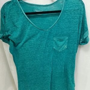 Like New Maurices Semi Sheer Tee