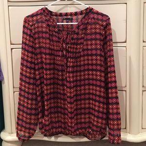 Gap size Large. Navy, orange, pink blouse.