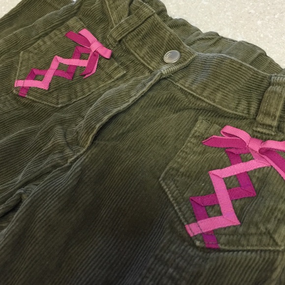 Gymboree 3T green corduroy pants with pink ribbon! - Picture 4 of 4