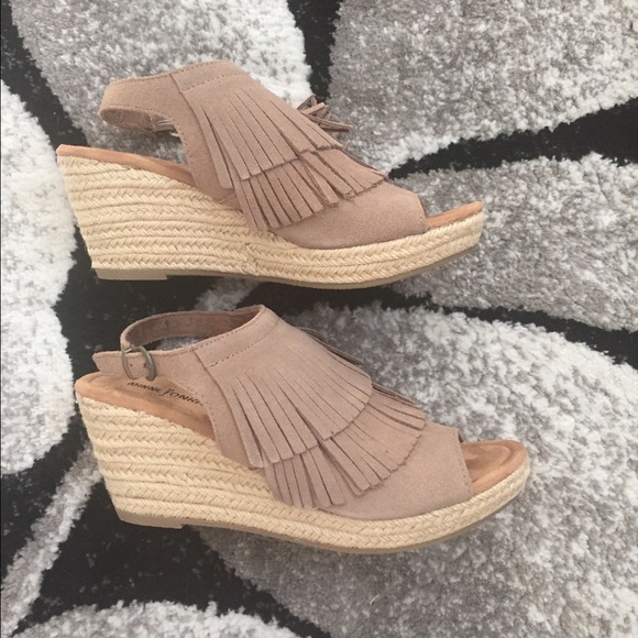 Fringe Wedge Sandals