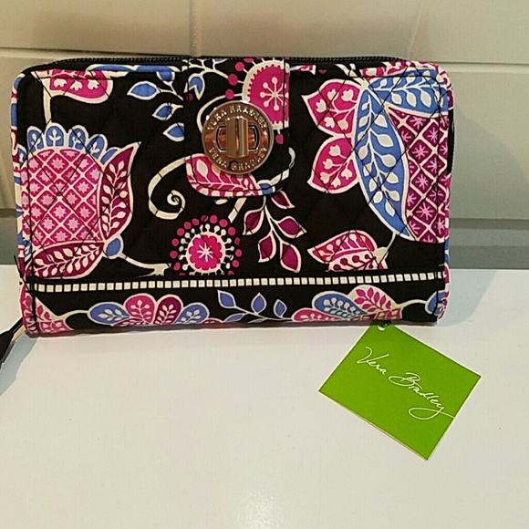 NWT Vera Bradley Turn Lock Wallet in Alpine Floral