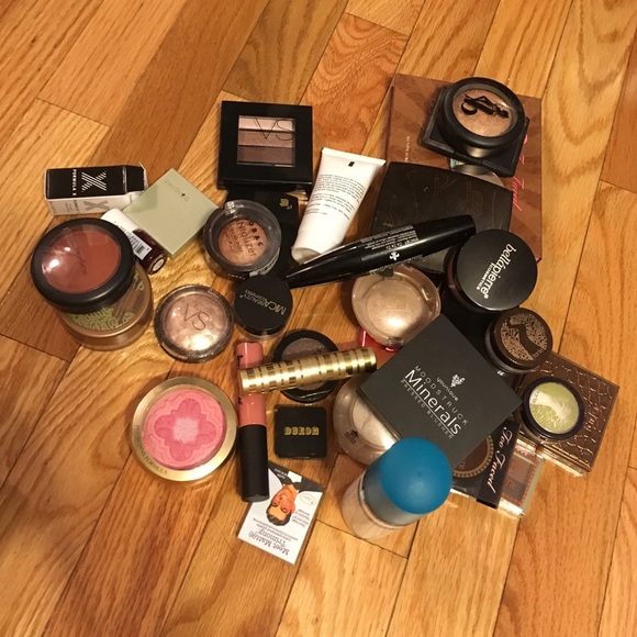 Make up collection