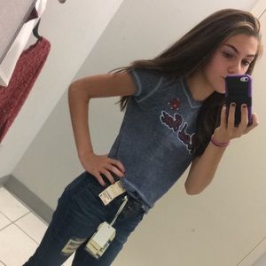 Meet your Posher, Alexia