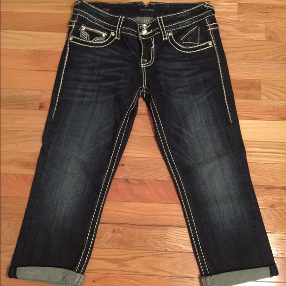 Vigoss Capris NWOT