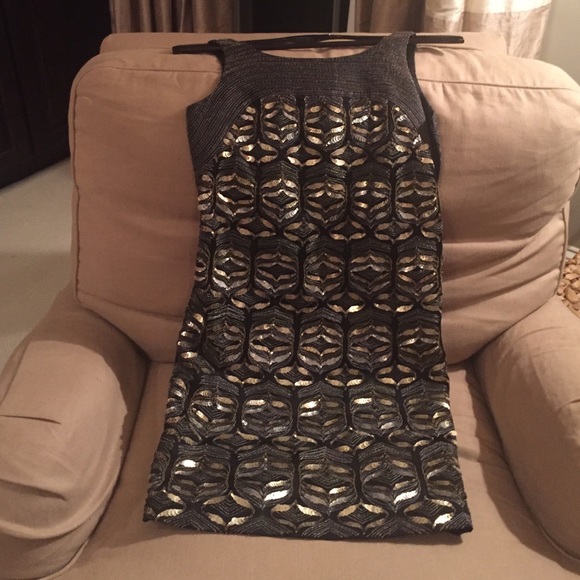 Elie Tahari beaded mini cocktail dress