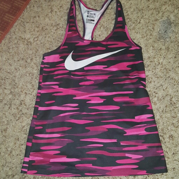 nike dri-fit tank top