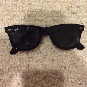 Ray Ban Wayfarer Sunglasses