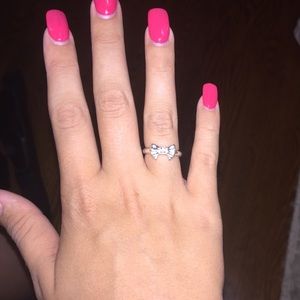 Cute bow ring