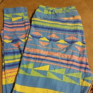 Lularoe tall and curvy leggings