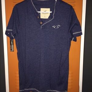 Hollister T-Shirt