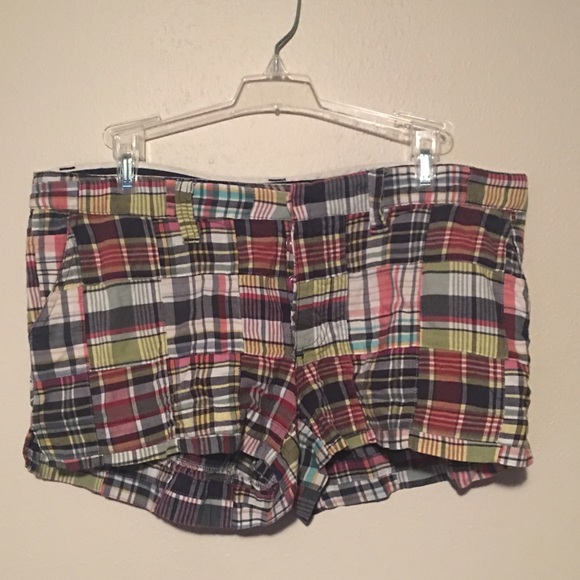Plaid american eagle shorts
