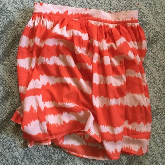 Forever 21 Flowy Skirt Size M