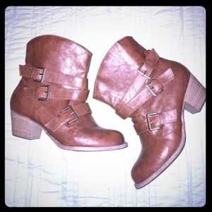 Brown 2" booties with buckles and straps
