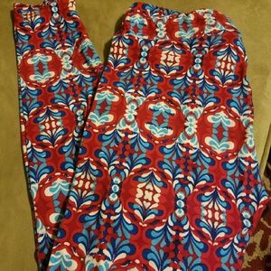 Lularoe tall and curvy leggings
