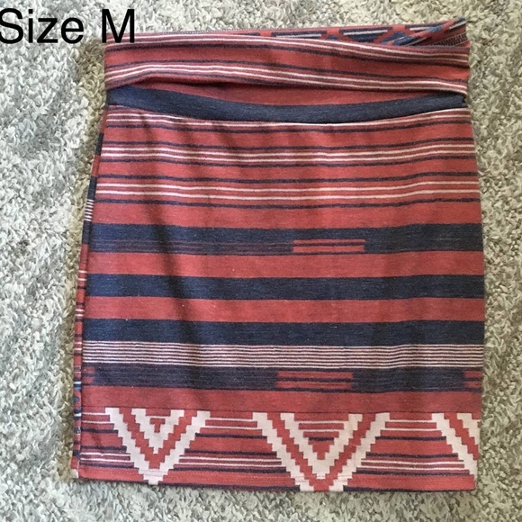 Nollie (PacSun) Patterned Skirt