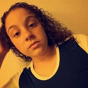 Meet your Posher, Sabrina