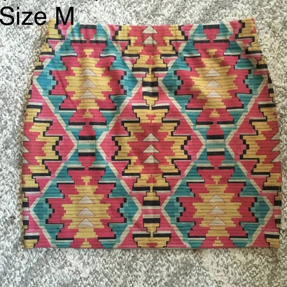 Nollie (PacSun) Patterned Skirt