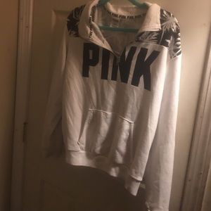 Palm tree vs pink sweatshirt