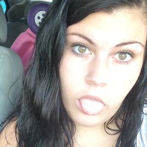 Meet your Posher, Janet