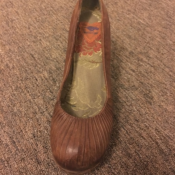 Rocket dog heels - Picture 2 of 3