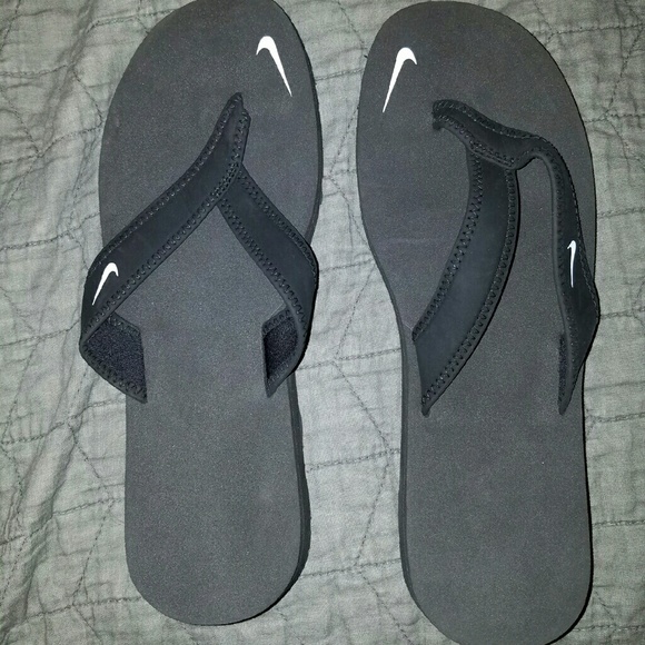 Nike flip flops
