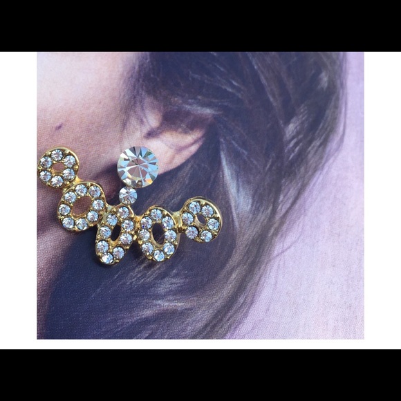 Gold Fan Stud Earrings - Picture 3 of 4