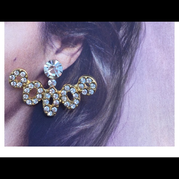 Gold Fan Stud Earrings - Picture 4 of 4