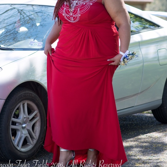 Red plus size prom dress - Picture 2 of 3