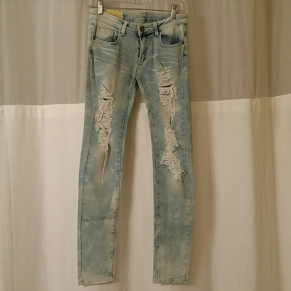 MACHINE JEANS