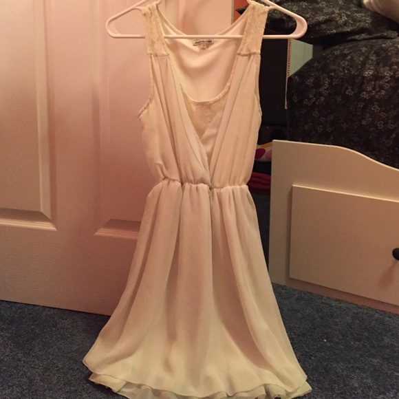 cute church/family dress! - Picture 1 of 2