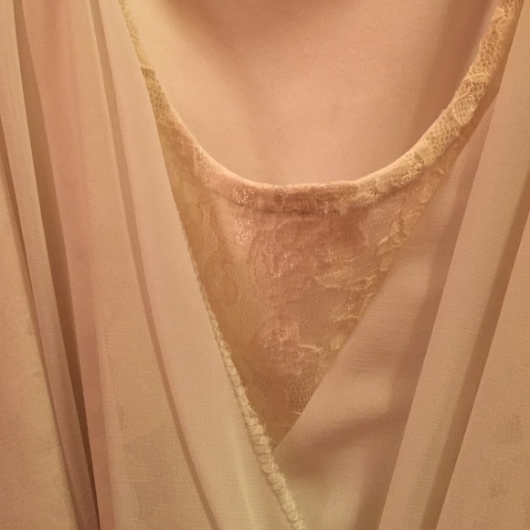 cute church/family dress! - Picture 2 of 2