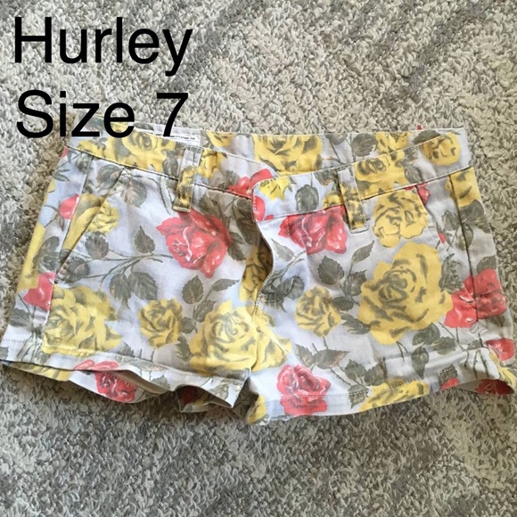 Cute Hurley Floral Shorts