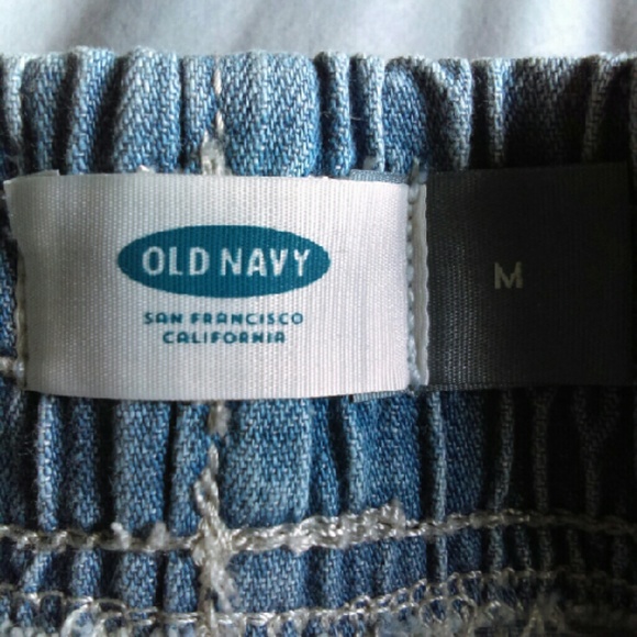Old Navy Shorts - Picture 2 of 2