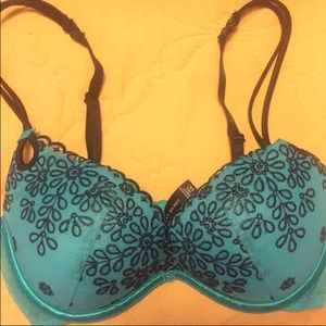 Sexy little things bra. 32c