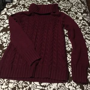 Cable knit Banana Republic turtle neck sweater