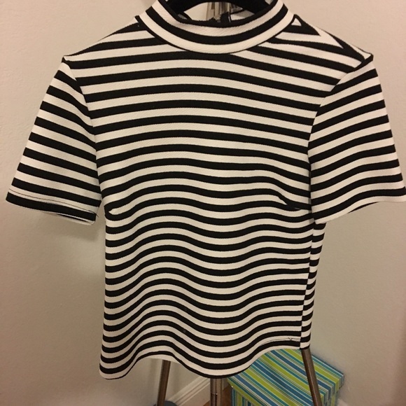 Forever 21❤️ - Picture 1 of 3