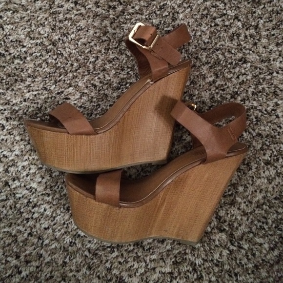 Brown wedges