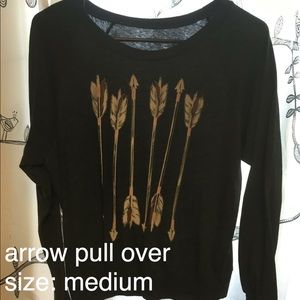 Cute Gray Pull-Over with Arrow Design
