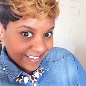 Meet your Posher, Brandi