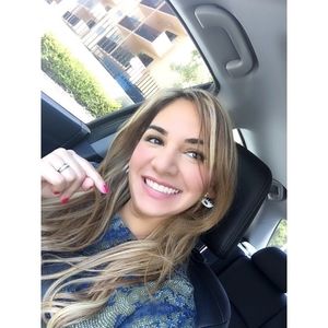 Meet your Posher, Paula