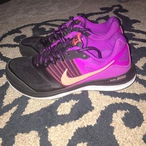 Nike Dual Fusion