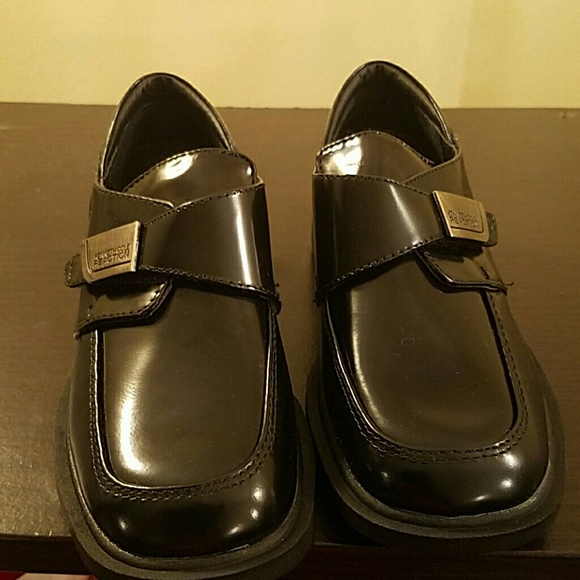 Kenneth Cole - Picture 2 of 4