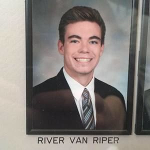 Meet your Posher, River