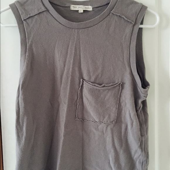 Gray Cropped Muscle Tank