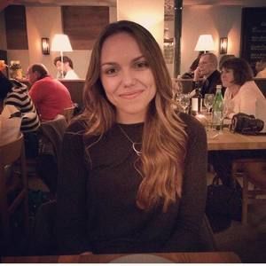 Meet your Posher, Christina