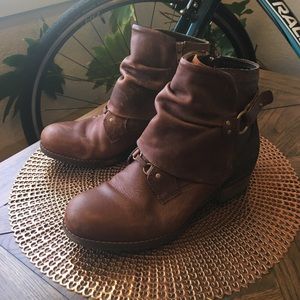 Merrell Cuff Boots "Shiloh"