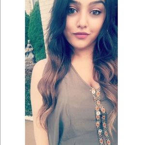 Meet your Posher, Aneri