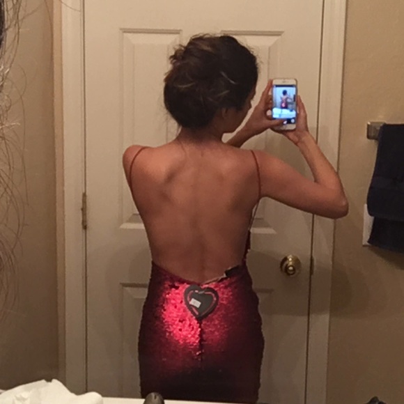 Long dress - Picture 4 of 6