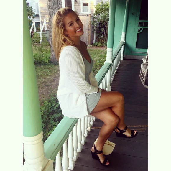 Meet your Posher, Brooke - Picture 1 of 1